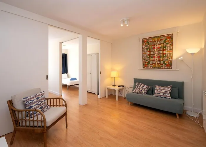 Sagrada Familia- Rossello By Interhome